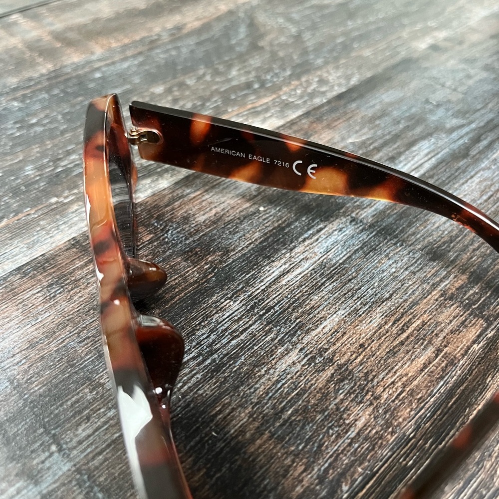 American Eagle Outfitters Brown Rectangular Sungl… - image 3